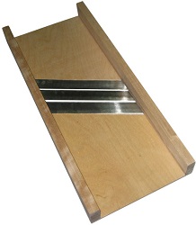 Доска-шинковка д/капусты (ШК-4) деревянная (3 ножа, 50х21 см)